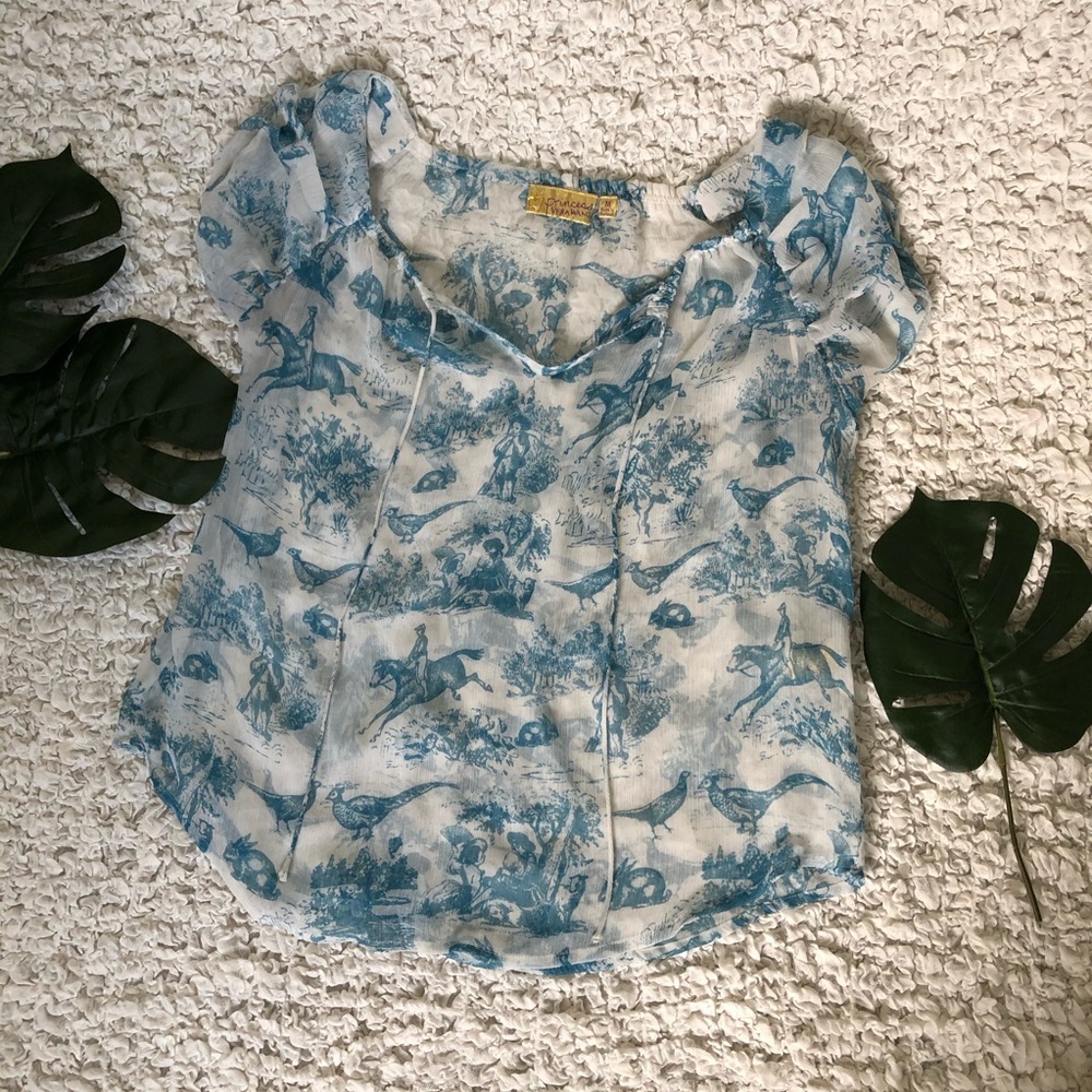 Patterned blouse